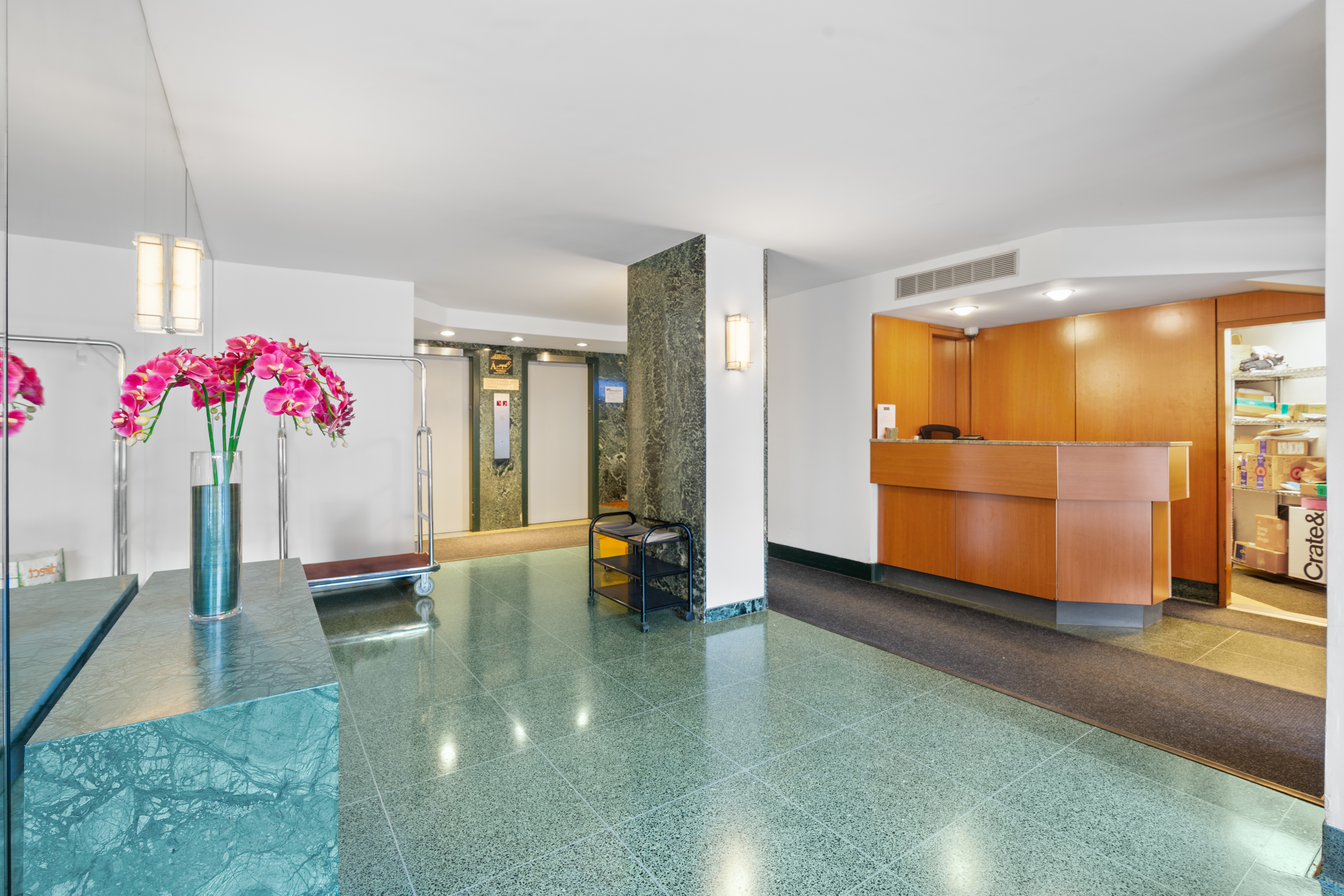 14 Horatio Street, Unit 2J Manhattan, NY 10014 - Photo 7 of 9