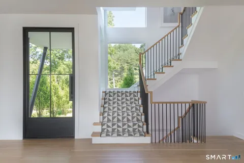 $8,999,000 | 19 Beachside Common, Westport, CT 06880