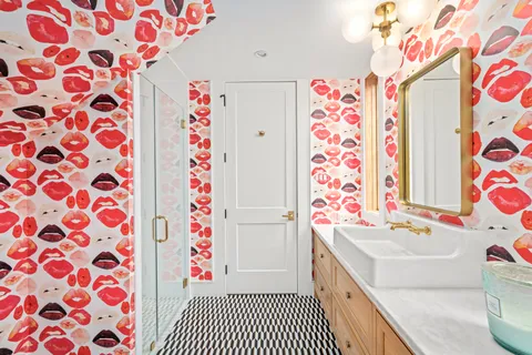 $2,300,000 | 3758 Drummond Street, Houston, TX 77025