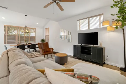 $575,000 | 6542 East Lovers Lane, Dallas, TX 75214