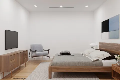 $2,975,000 | 233 West 26th Street, Unit 7E | Chelsea