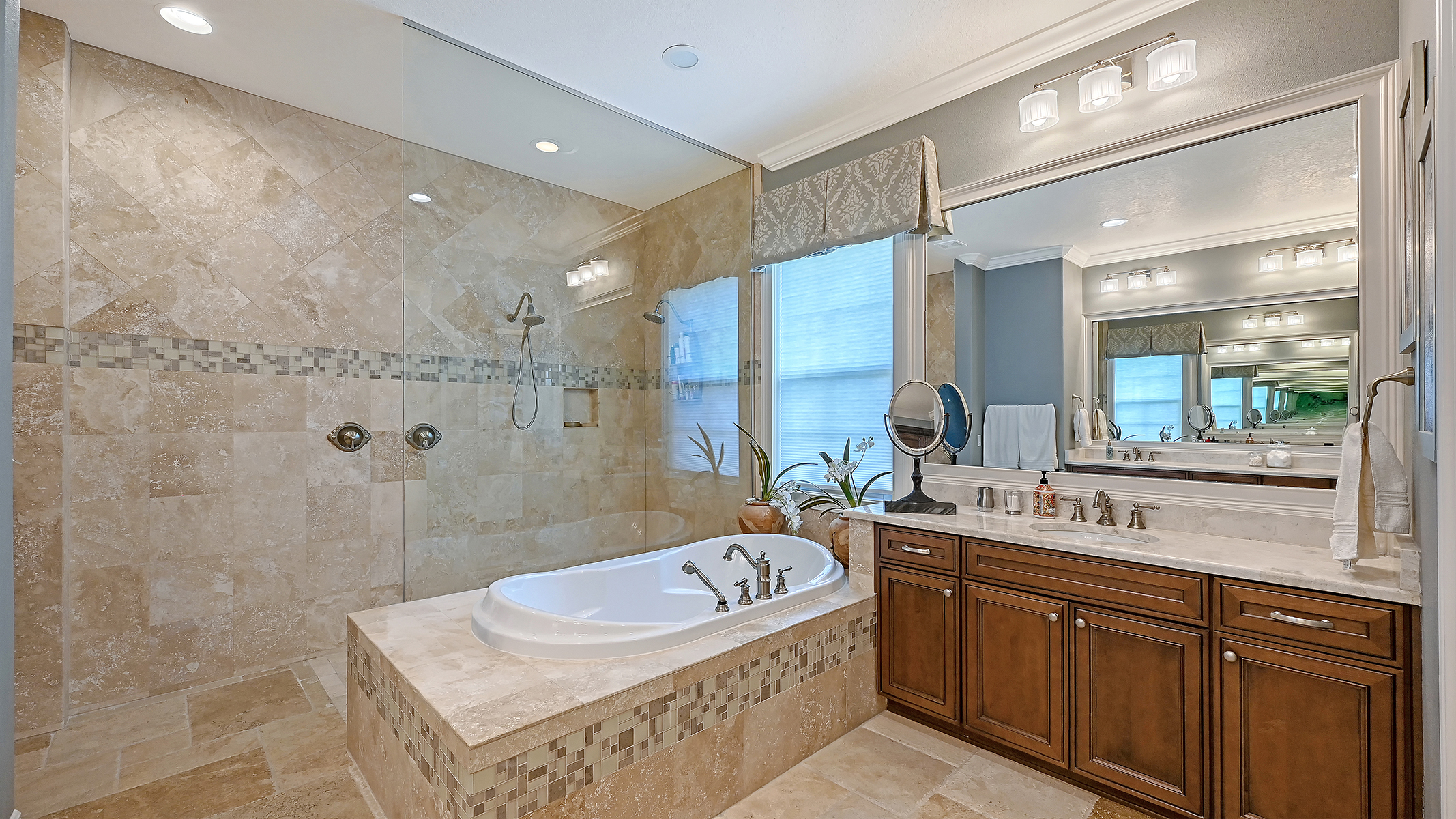 9489 Swaying Branch Road Sarasota, FL 34241 - Photo 10 of 25