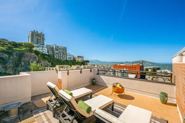 $1,898,000 | 101 Lombard Street, Unit 901W, San Francisco, CA 94111