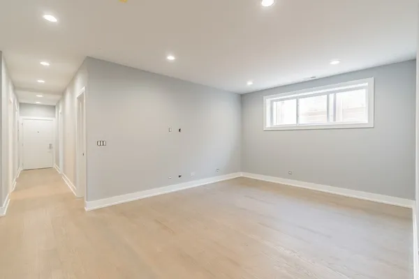 $739,900 | 731 West 17th Street, Unit 1E, Chicago, IL 60616