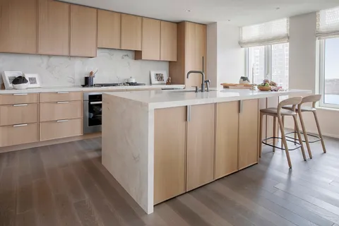 $4,100,000 | 543 West 122nd Street, Unit PH31A | Morningside Heights