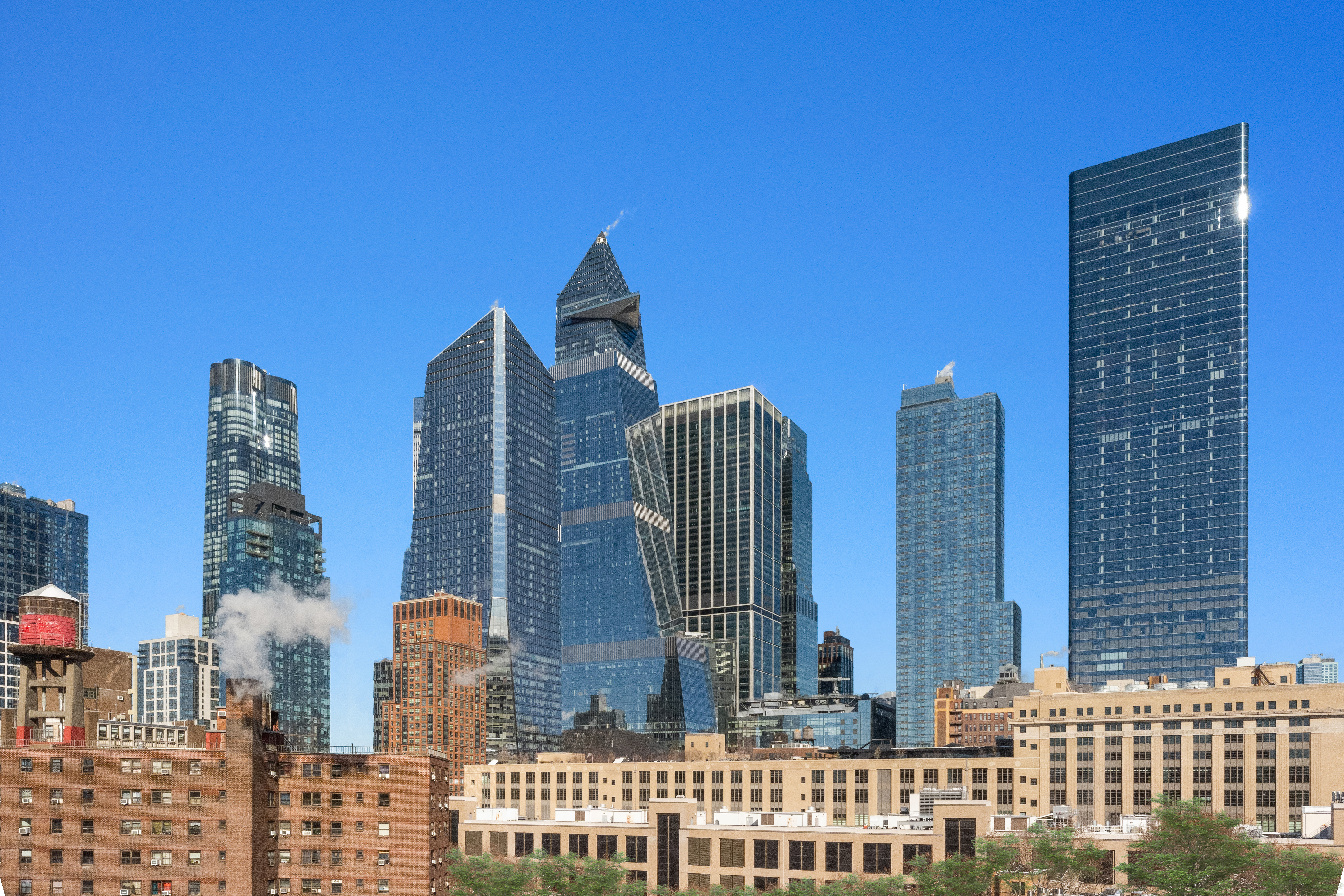 263 9th Avenue, Unit 7E Manhattan, NY 10001 - Photo 3 of 17 a front view of a building