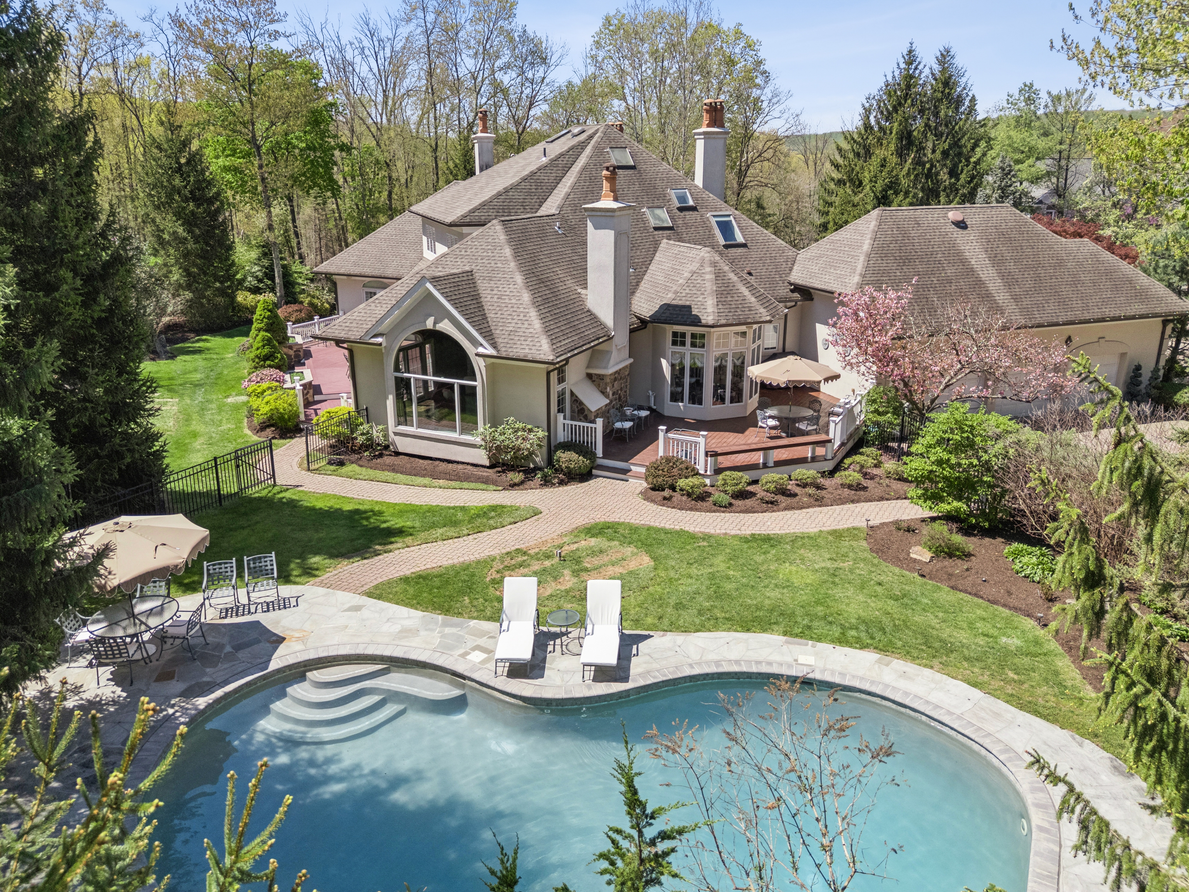 110 Chelsea Watchung, NJ 07069 - Photo 5 of 77