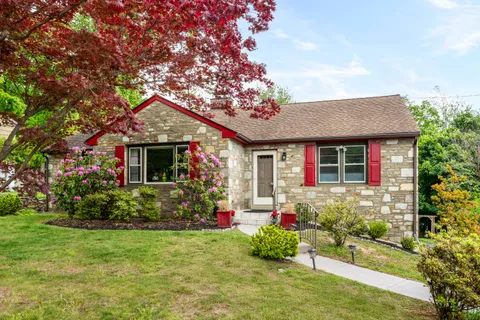 $550,000 | 3277 Pine Road, Huntingdon Valley, PA 19006