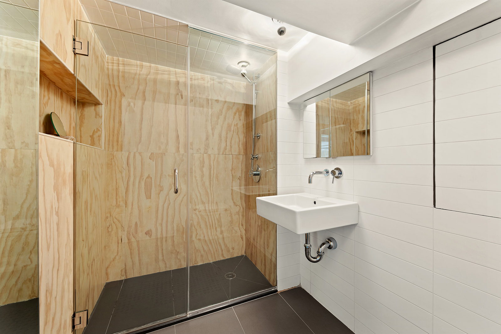 100 North 3rd Street, Unit 2C Brooklyn, NY 11249 - Photo 10 of 13 Gallery Image 10