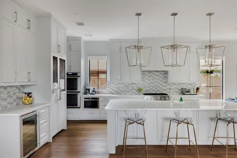 $2,795,000 | 2311 Westoak Drive, Austin, TX 78704