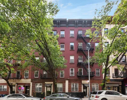 $395,000 | 326 East 73rd Street, Unit 1A | Lenox Hill