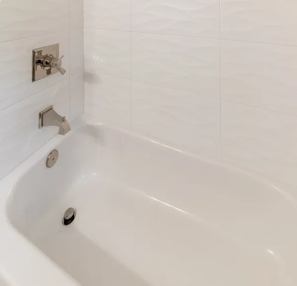 a bathroom with a tub