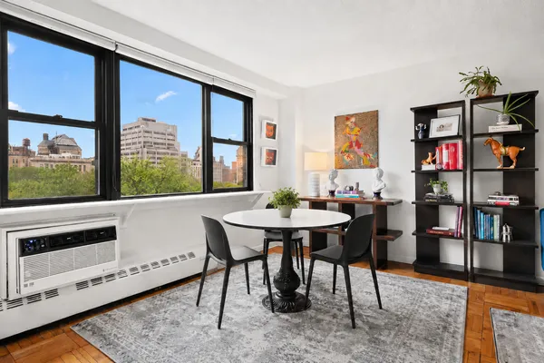 $550,000 | 230 East 15th Street, Unit 9B | Gramercy