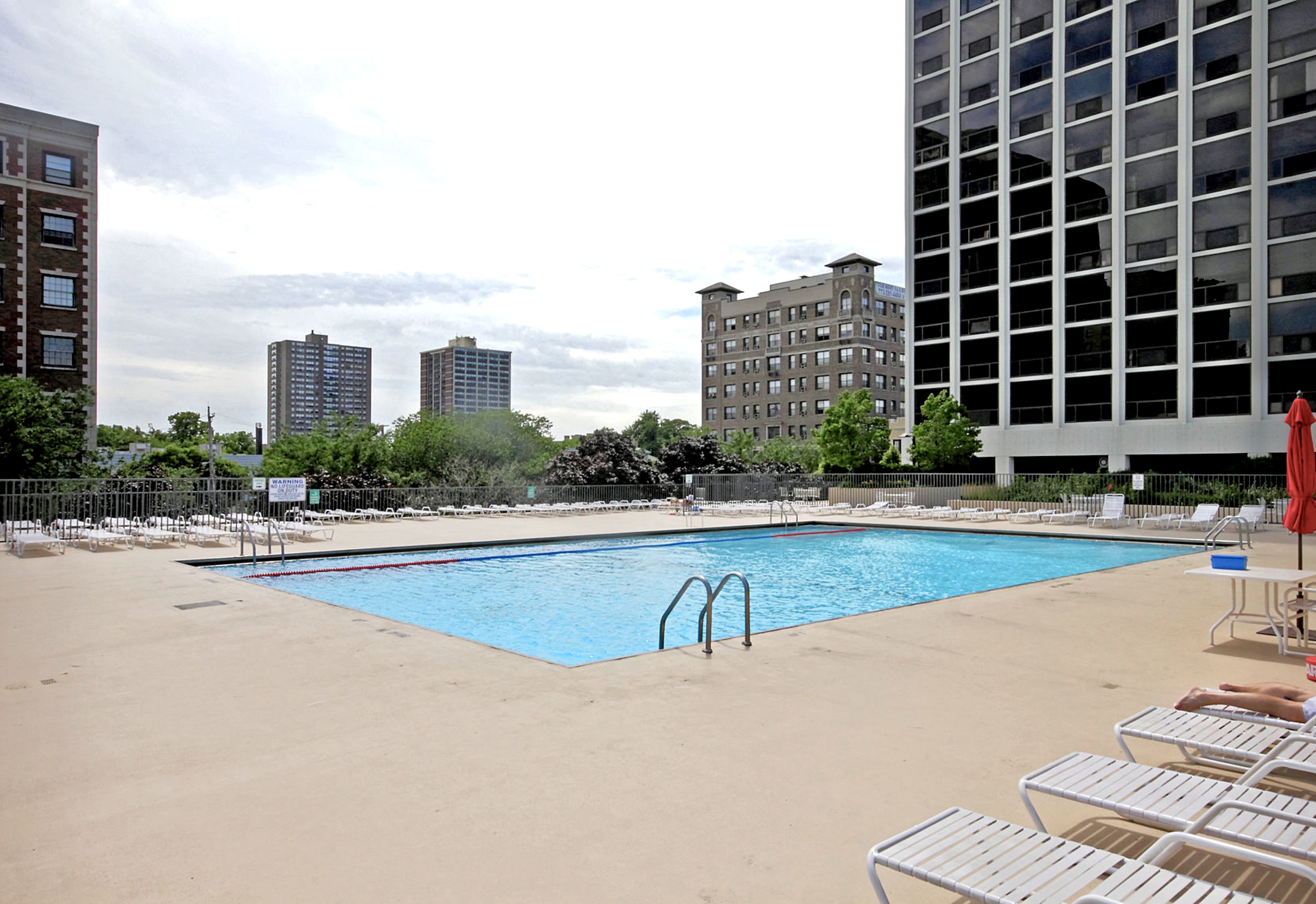 4343 North Clarendon Avenue, Unit 1016 Chicago, IL 60613 - Photo 32 of 35 a view of swimming pool with outdoor space