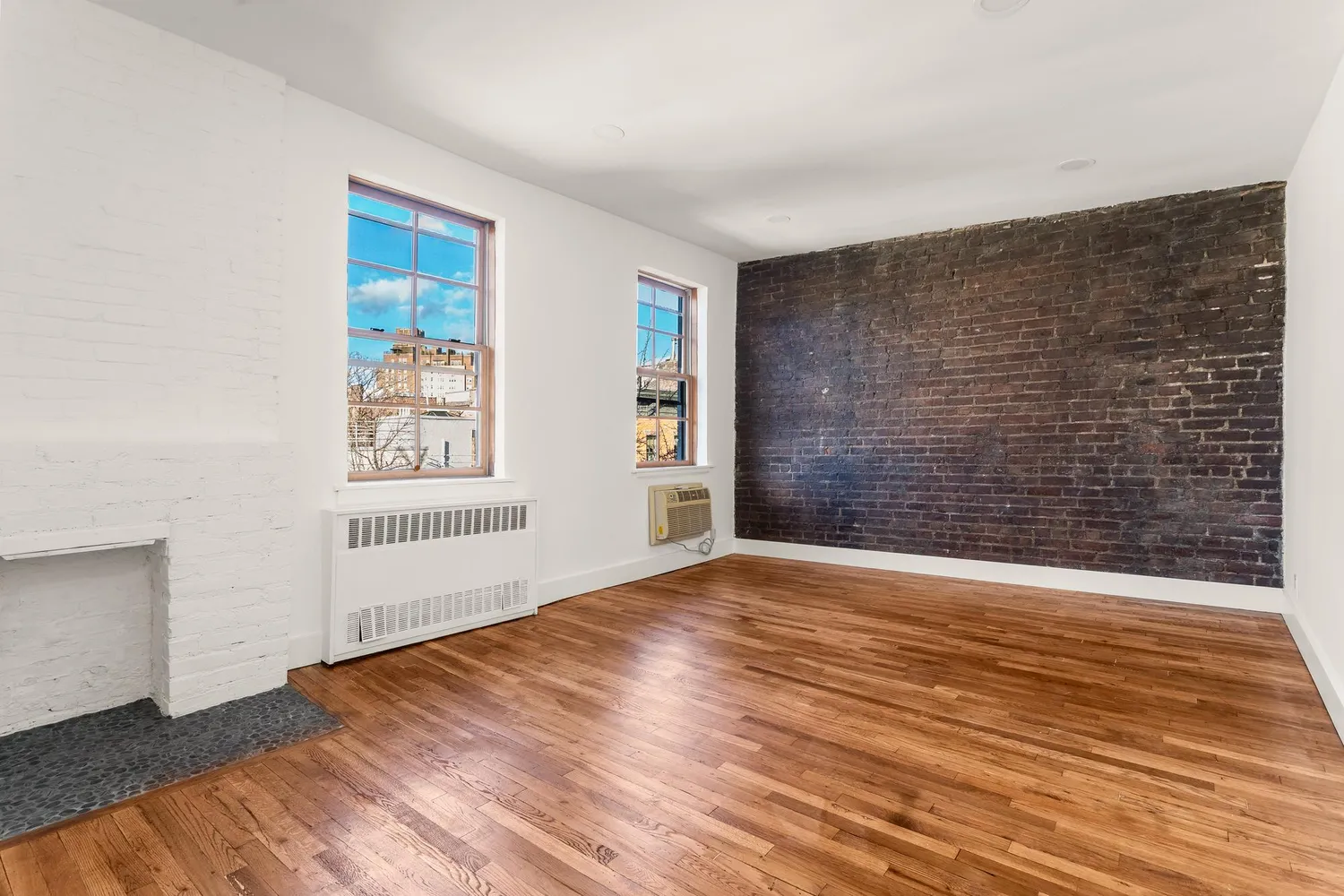 $5,300 | 108 Perry Street, Unit 4A | West Village