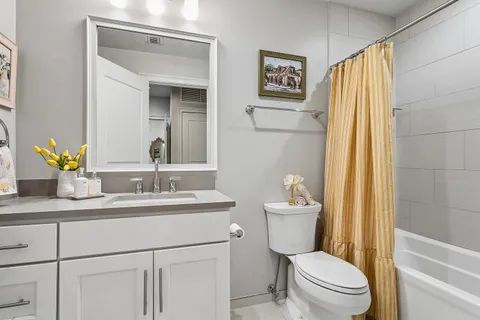 $725,000 | 731 St Charles Avenue, Unit 413, New Orleans, LA 70130