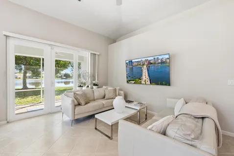 $599,000 | 2737 Clipper Circle, West Palm Beach, FL 33411