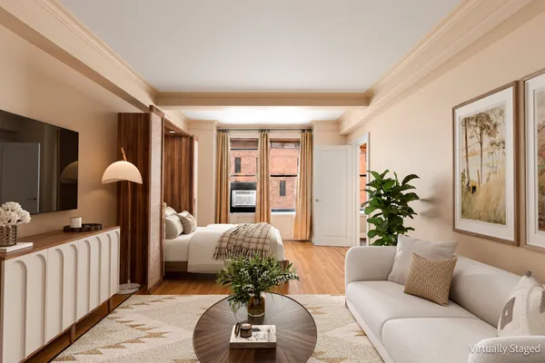 $439,000 | 7 Park Avenue, Unit 10B | Murray Hill