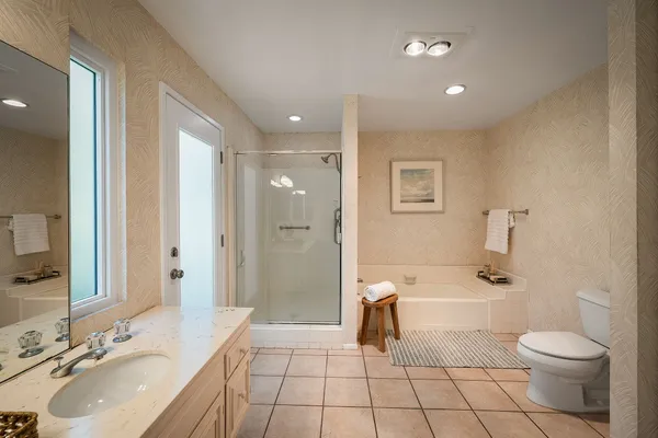 $2,499,000 | 2521 La Condesa Drive, Los Angeles, CA 90049