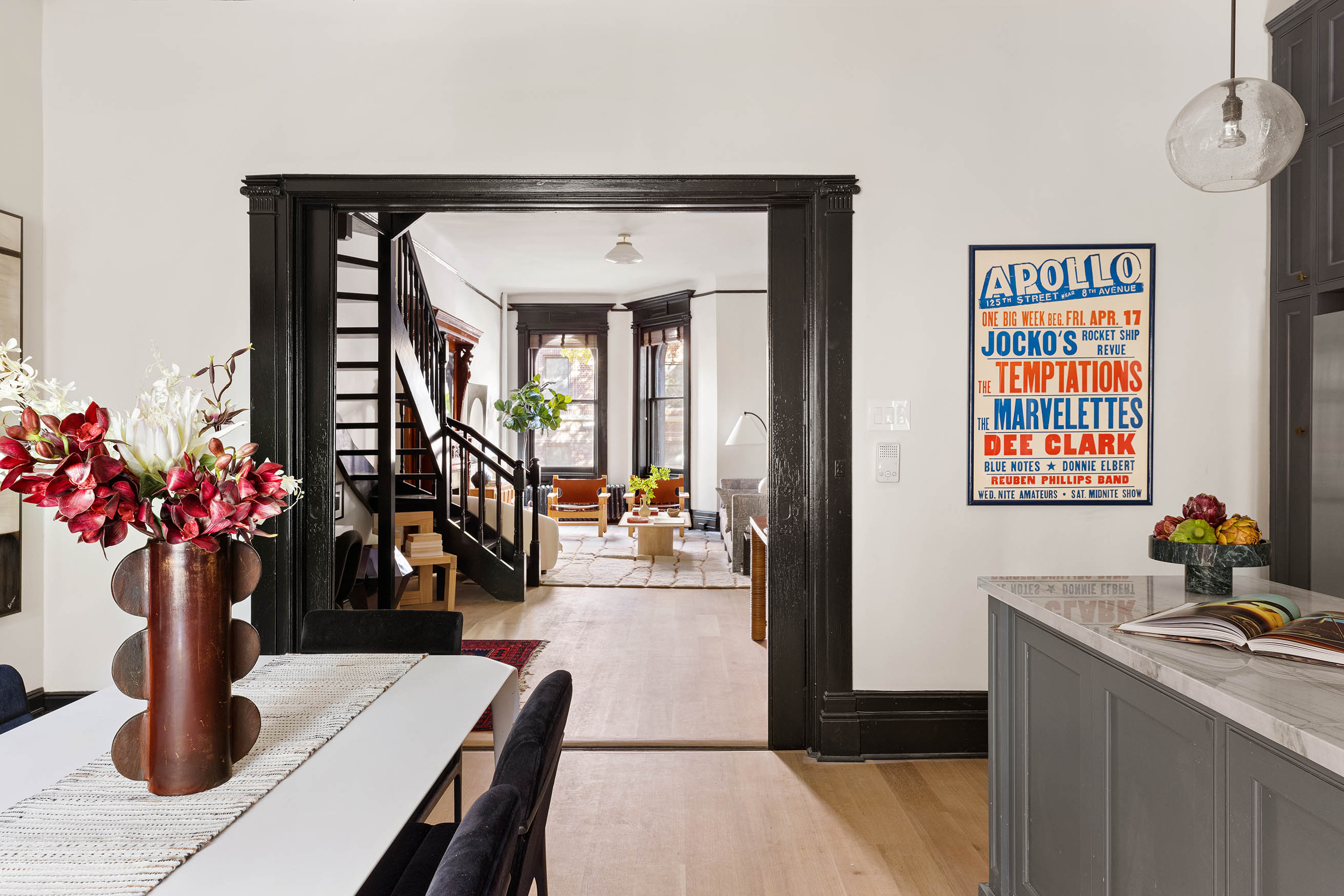 614 West 146th Street, Unit 4FAM Manhattan, NY 10031 - Photo 6 of 18 a living room with furniture and flowers