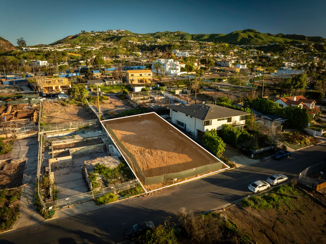 $1,395,000 | 16841 Bollinger Drive, Pacific Palisades, CA 90272