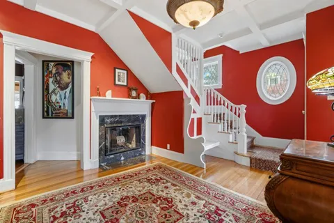 Contact Agent | Lincoln Street, Arlington, MA 02476