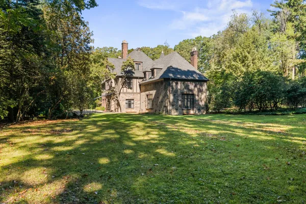 $1,200,000 | 113 Maple Avenue, Oil City, PA 16301