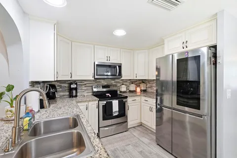 $698,500 | 485 Flamingo Drive, Apollo Beach, FL 33572