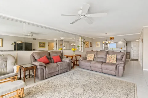 $350,000 | 5300 Highway A1A, Unit 401, Vero Beach, FL 32963