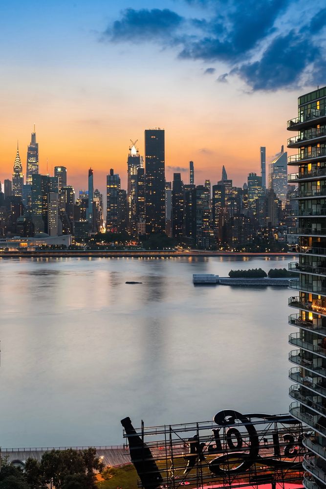 46-30 Center Boulevard, Unit 1102 Queens, NY 11109 - Photo 13 of 26 a view of lake and city