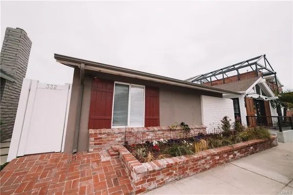 $2,499,000 | 332 Lugonia Street, Newport Beach, CA 92663