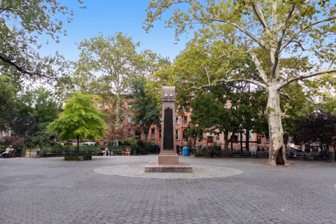 $3,495,000 | 241 Carroll Street, Unit 4 | Carroll Gardens