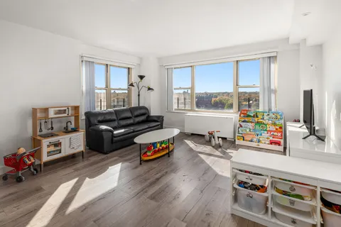 $565,000 | 107-40 Queens Boulevard, Unit 11A | Forest Hills