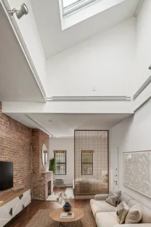 $450,000 | 351 West 53rd Street, Unit 4E | Hell's Kitchen