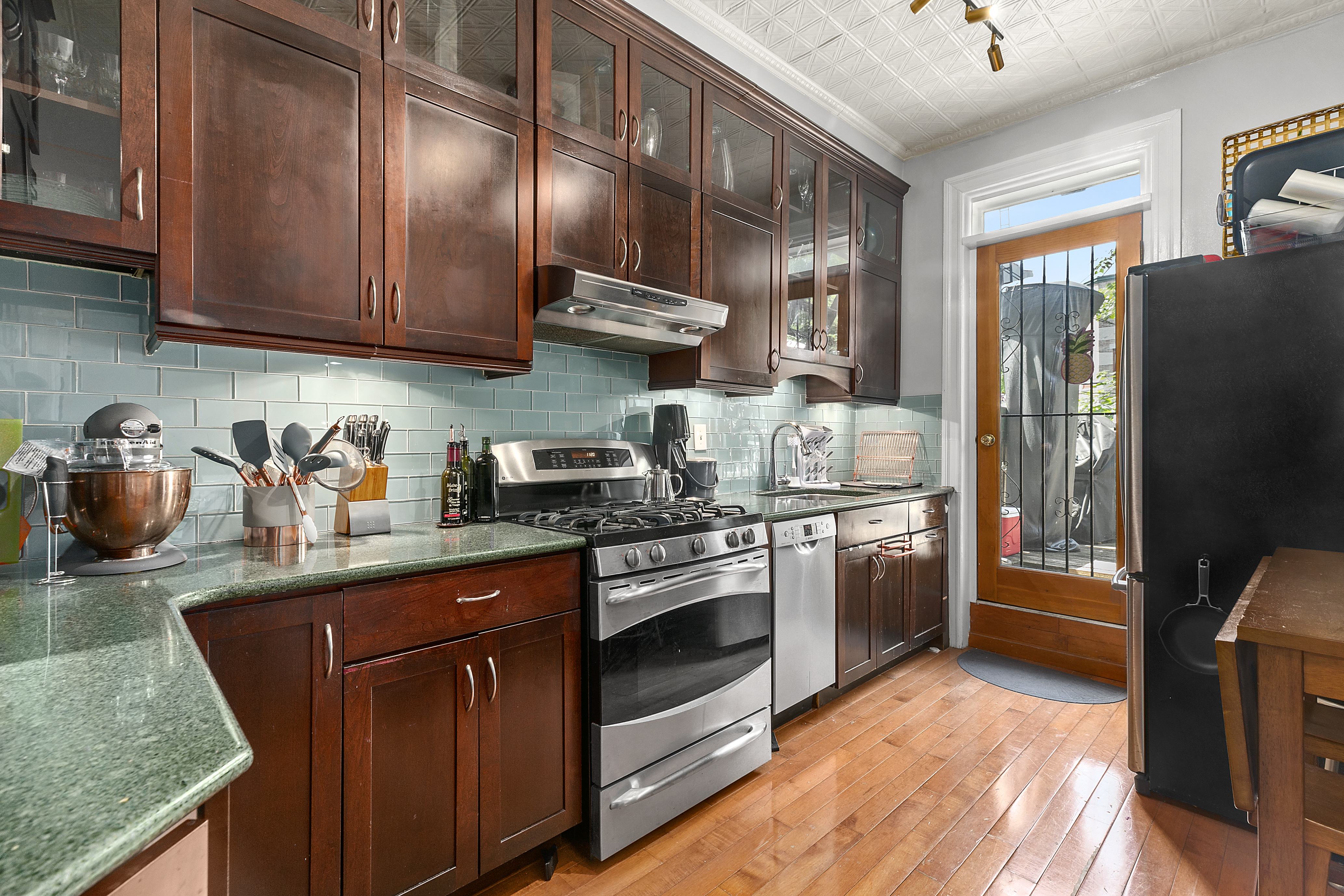 286 1st Street Brooklyn, NY 11215 - Photo 5 of 20