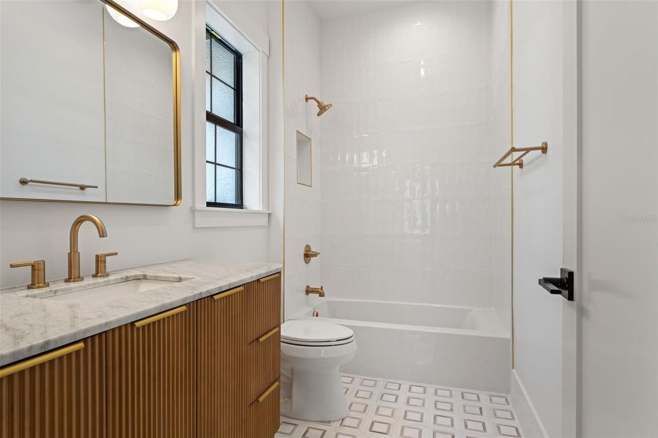 $4,200,000 | 804 Idlewood Drive, Tampa, FL 33609