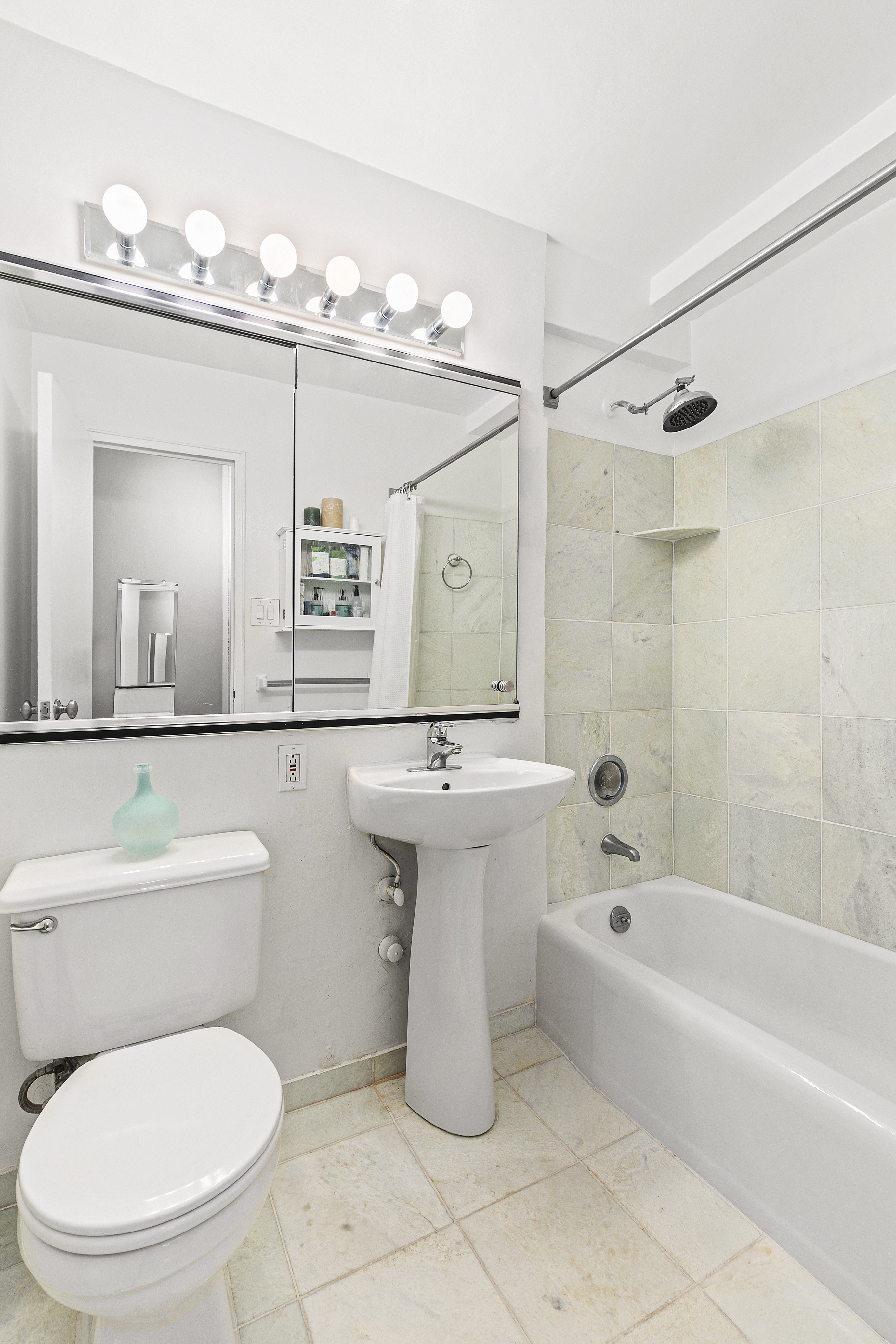 7 East 14th Street, Unit 302 Manhattan, NY 10003 - Photo 6 of 7