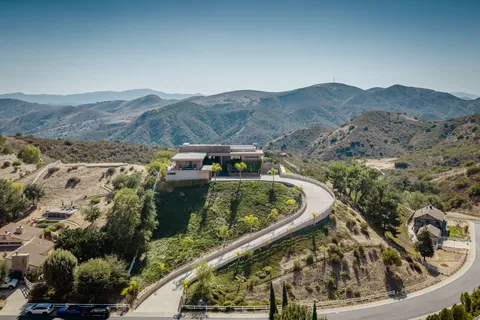 $4,300,000 | 9 Morgan Road, Bell Canyon, CA 91307