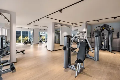 $3,495,000 | 1 West End Avenue, Unit 19J | Upper West Side