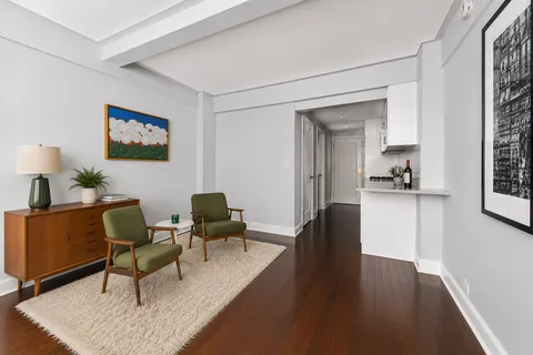$399,000 | 433 West 34th Street, Unit 6E | Hudson Yards