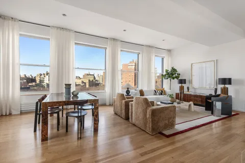 $2,990,000 | 175 East Broadway, Unit 7A | Two Bridges