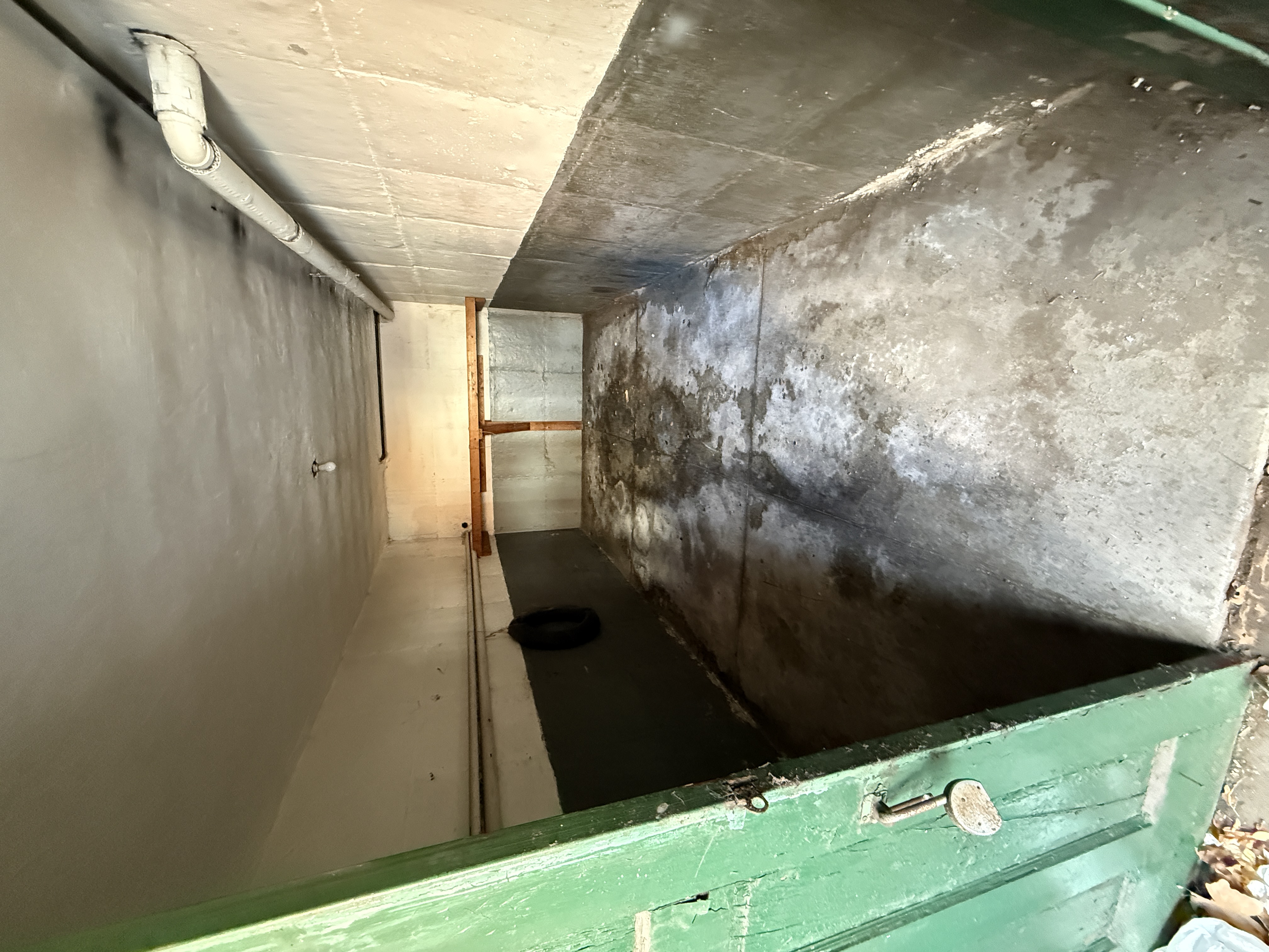 854 Bay Ridge Avenue Brooklyn, NY 11220 - Photo 3 of 3 a view of parking garage