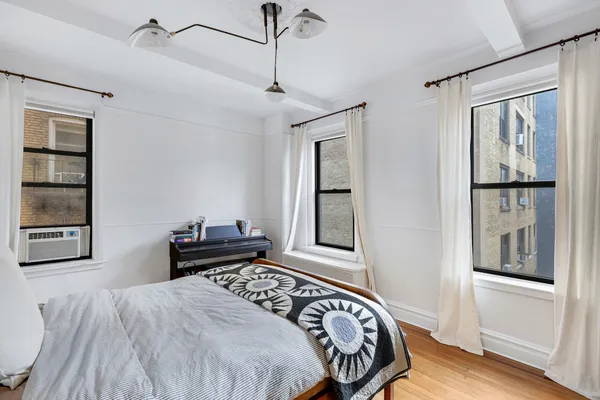 $4,600 | 321 West 90th Street, Unit 6F | Upper West Side