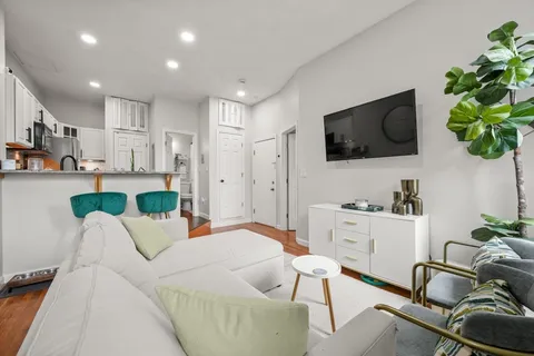 $649,999 | 549 Columbus Avenue, Unit 2, Boston, MA 02118