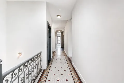 $7,895 | 205 West 103rd Street, Unit 6B | Upper West Side
