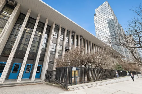 $2,750,000 | 200 West End Avenue, Unit 20A | Upper West Side