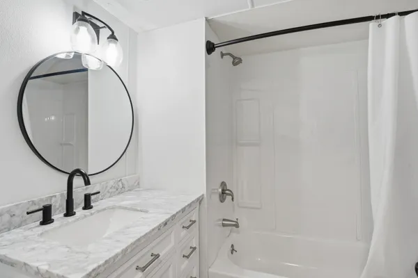 $199,999 | 12970 Highway 8 Business, El Cajon, CA 92021