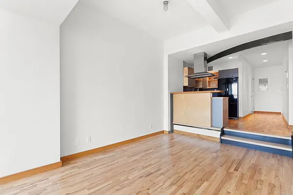 37 Bridge Street, Unit 2E Brooklyn, NY 11201 - Photo 6 of 19