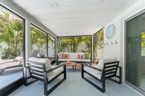 $714,999 | 2701 67th Way North, St. Petersburg, FL 33710