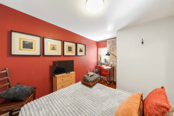 $500,000 | 1318 South Alder Street, Philadelphia, PA 19147